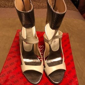 Guess sandals